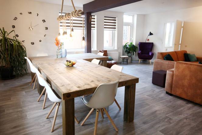 Woonkamer beneden